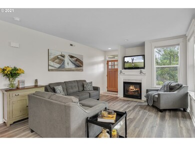 3195 Summerlinn Dr unit 35, West Linn, OR 97068 - photo 5