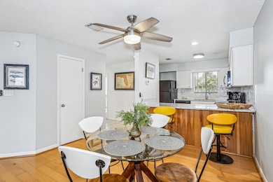 7453 Sunset Harbor Dr unit 2203, Navarre, FL 32566 - photo 4