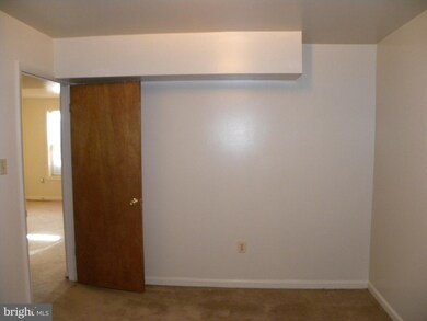 7 Mosby Ct unit A, Round Hill, VA 20141 - photo 5