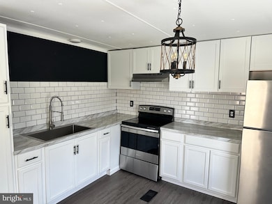 5159 E Trindle Rd unit 5, Hampden Township, PA 17050 - photo 5