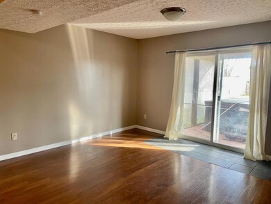 2207 Golden Leaf Ln, Columbus, OH 43223 - photo 6