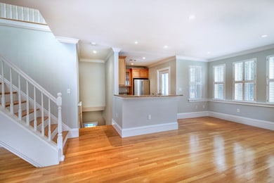 151 P St unit 2, Boston, MA 02127 - photo 2