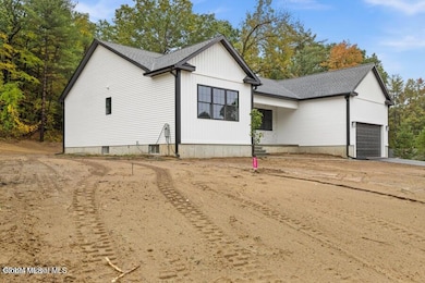 222 Briarwood Ct, Guilderland, NY 12084 - photo 3