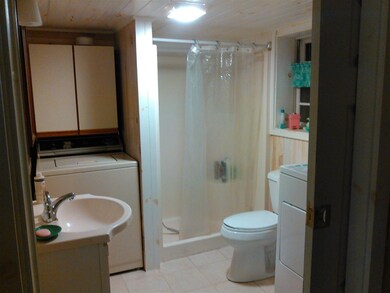 28 Lawrence Rd, Salem, NH 03079 - photo 6