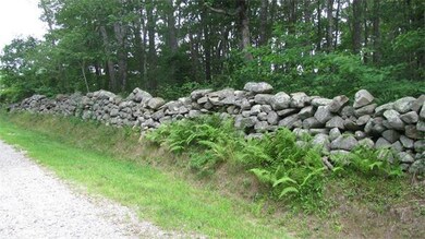 2 Loretta Ave, Chicopee, MA 01020 - photo 3