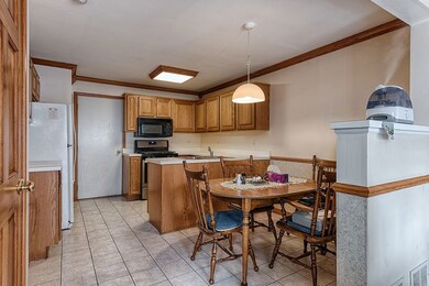 3908 Vesper Ct, Naperville, IL 60564 - photo 7