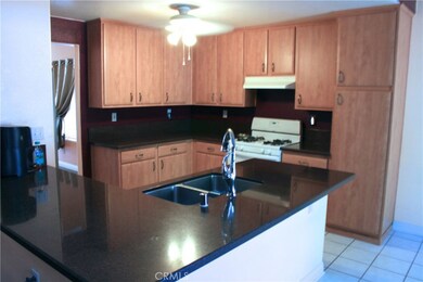 36035 Breman Ct, Winchester, CA 92596 - photo 4