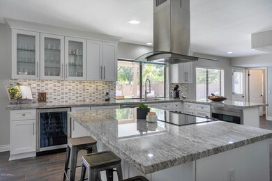 11_12401_N_57th_Way__11_mls