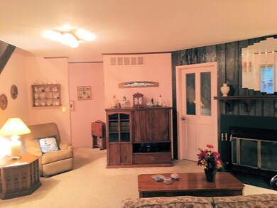 604 Buckingham Cir, Middletown, NJ 07748 - photo 5