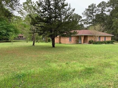 265 Oakwood Ln, Pineville, LA 71360 - photo 2