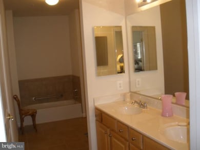 1520 Enyart Way unit 11-201, Annapolis, MD 21409 - photo 5