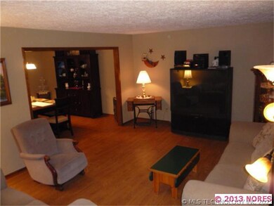 2502 W Canton St, Broken Arrow, OK 74012 - photo 2