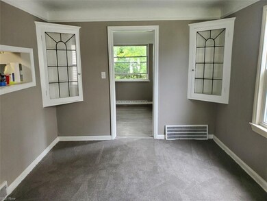 FORMAL DINING WITH CORNER HUTCHES