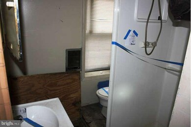 546 S Main St, Chambersburg, PA 17201 - photo 7