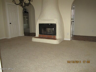 Two-sided Fireplace