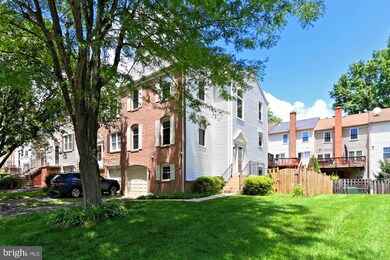 8883 Winding Hollow Way, Springfield, VA 22152 - photo 2