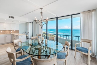 Dining to Kitchen