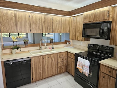 6085 Balboa Cir unit 403, Boca Raton, FL 33433 - photo 4