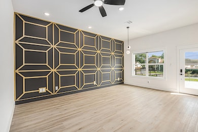 4825 Pederson St unit A and B, Houston, TX 77033 - photo 2