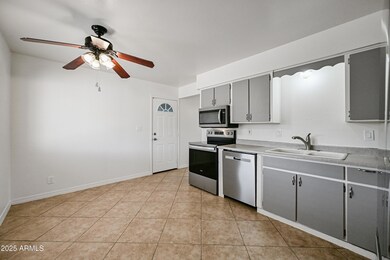 913 E 7th Dr, Mesa, AZ 85204 - photo 7