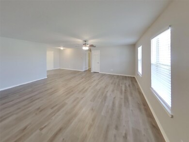 4301 Sheldon Dr, Granbury, TX 76049 - photo 3