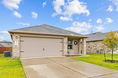 16745 Lonely Pines Dr, Conroe, TX 77302 - photo 2