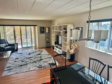 200 Deborah Ln unit 1C, Wheeling, IL 60090 - photo 4