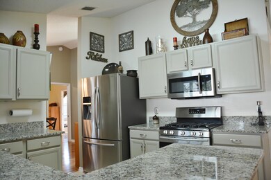 Kitchen 2 - GRANITE!