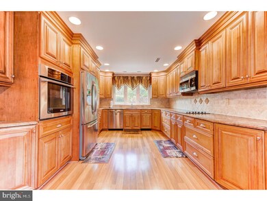 22 W Hillcrest Ave, Chalfont, PA 18914 - photo 7