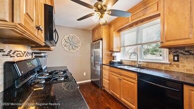 Kitchen-006-004-1920x1080