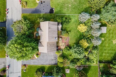 467 Milano Dr, Easton, PA 18040 - photo 2