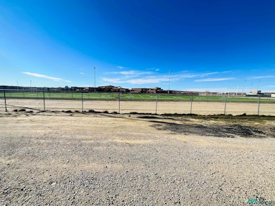 3025 Rollie Rd, Gallup, NM 87301 - photo 4