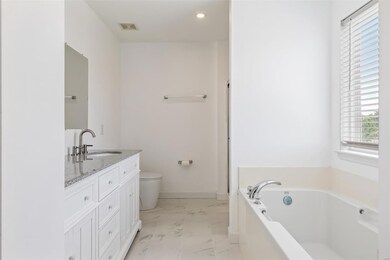 703 Brook Manor Ct, Lake Saint Louis, MO 63367 - photo 7