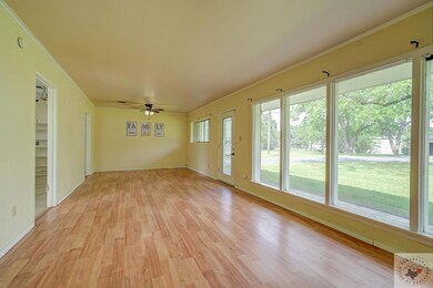 4705 Walnut St, Texarkana, TX 75503 - photo 7