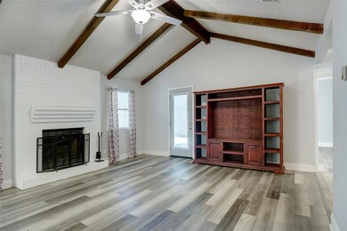 900 Red Oak St, Azle, TX 76020 - photo 6