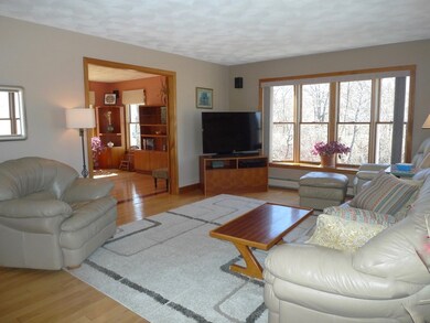 25 Tobey Ln, Wakefield, MA 01880 - photo 5