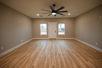 1332 County Road 2175 unit 300, Decatur, TX 76234 - photo 3