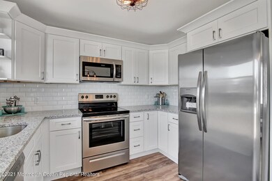 10 N Commodore Dr, Little Egg Harbor Township, NJ 08087 - photo 4