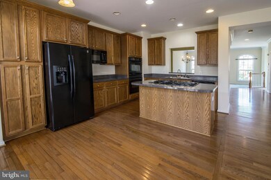 2761 Wakewater Way, Woodbridge, VA 22191 - photo 5