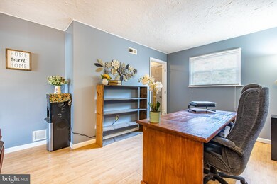 472 W Duck Creek Rd, Clayton, DE 19938 - photo 2