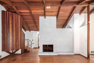 5363 Rosser Rd, Stone Mountain, GA 30087 - photo 5