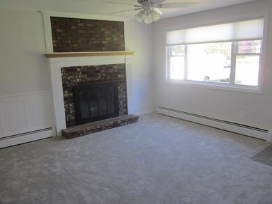 30 High St, Stratham, NH 03885 - photo 7