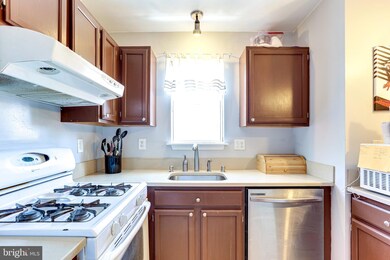 4679 Mews Dr, Owings Mills, MD 21117 - photo 5