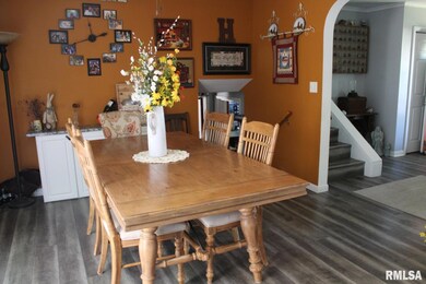 3617 Pacific St, Davenport, IA 52806 - photo 7