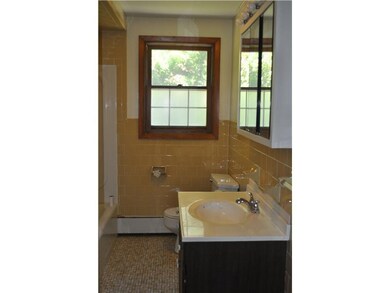 40 W Wrentham Rd, Cumberland, RI 02864 - photo 2