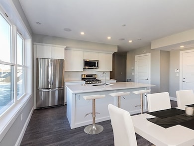 11 Minot St unit 303, Dorchester, MA 02122 - photo 2