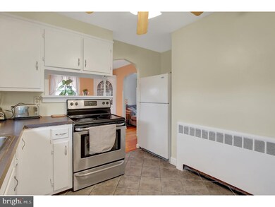 3206 Mckently St, Reading, PA 19605 - photo 7