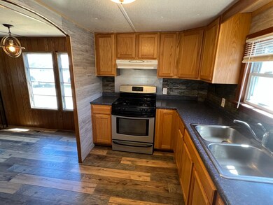 9 Morways Park, Charlestown, NH 03603 - photo 3