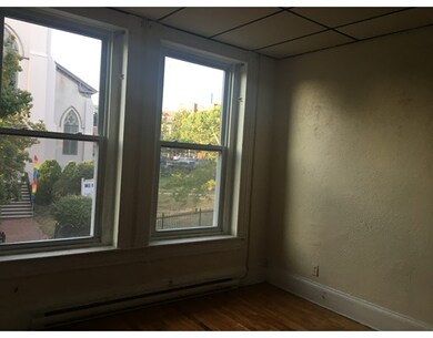 177 E Merrimack St unit 2, Lowell, MA 01852 - photo 2