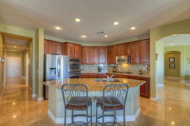 007_Custom Kitchen